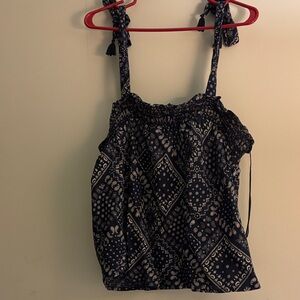 Old Navy -Navy and Cream Patterned